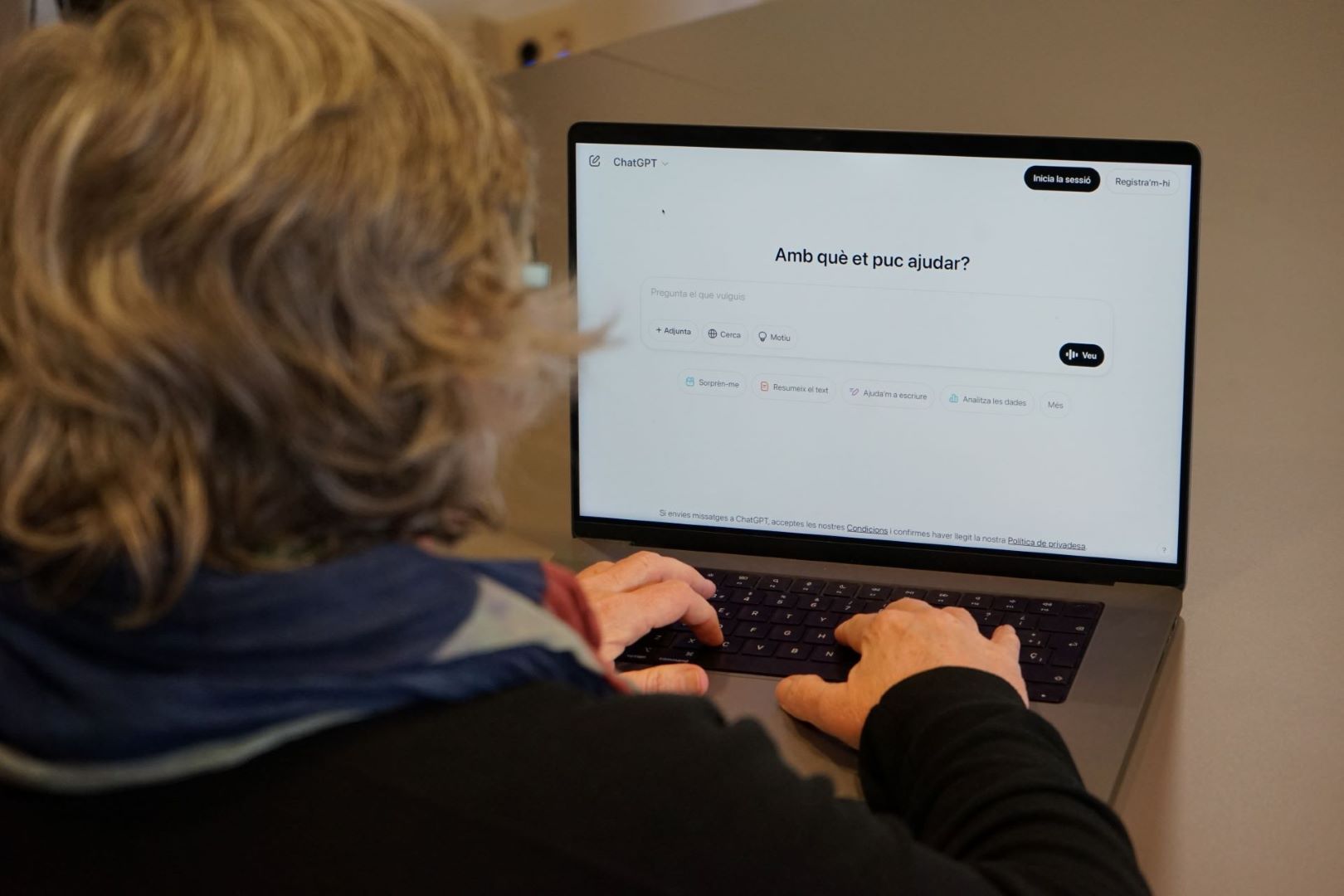 Impulsa la teva gestió cultural amb IA. Taller 1 IA i LLMs en la gestió cultural